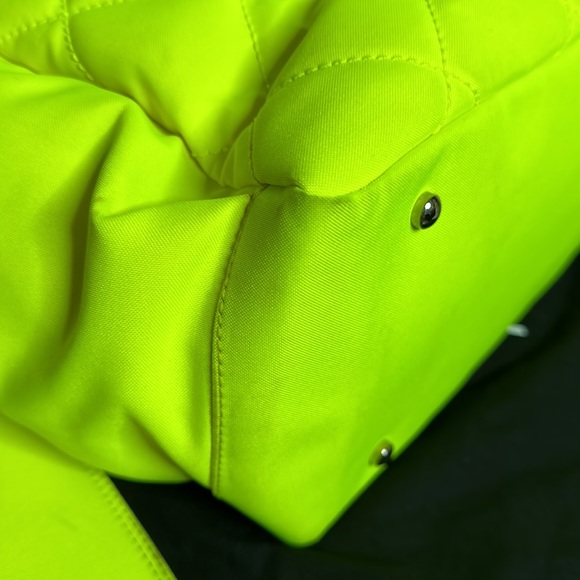 Chanel biarritz rare color tote bag - Picture 8 of 16